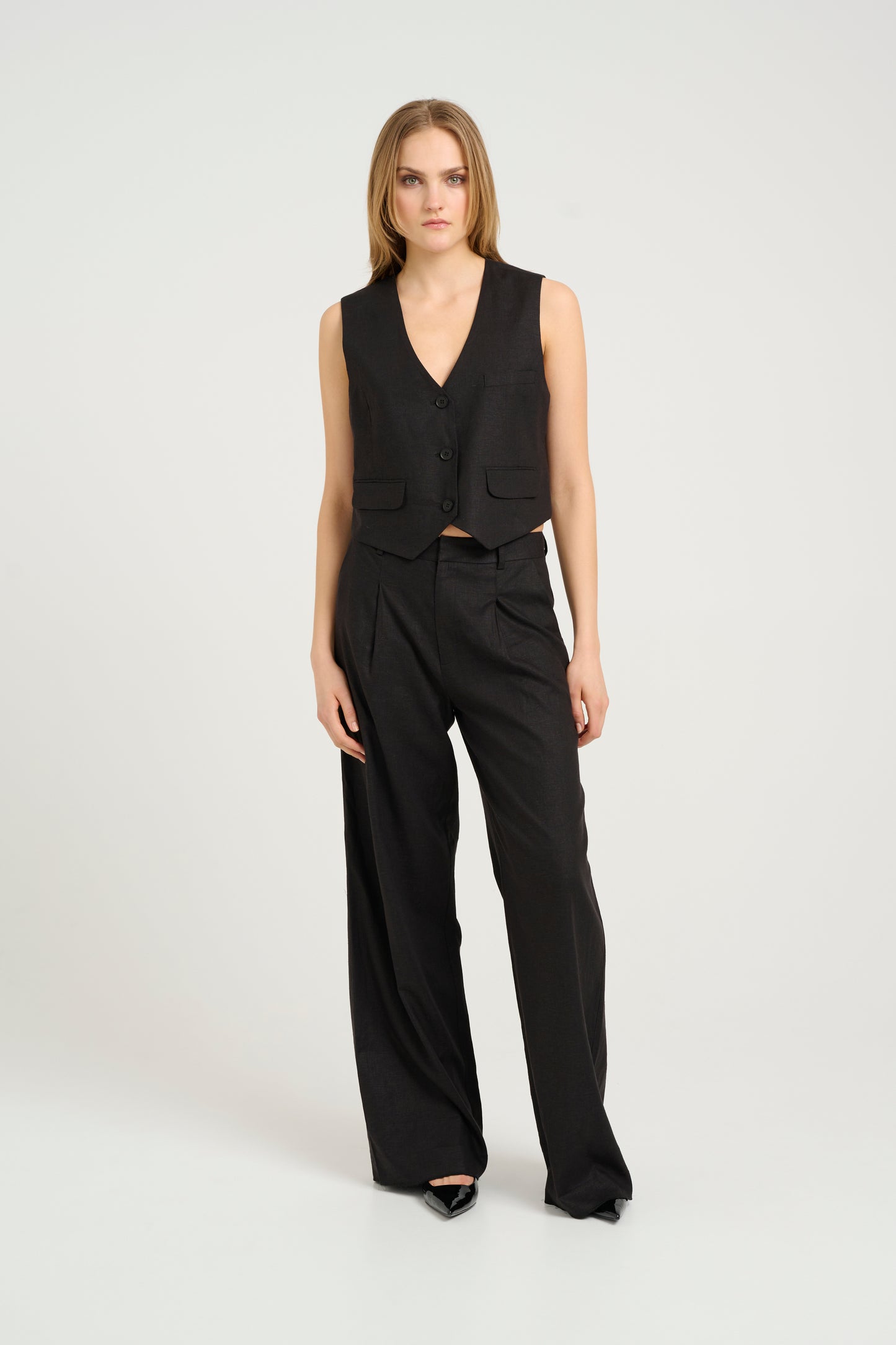 ElarahGZ linen waistcoat NOOS