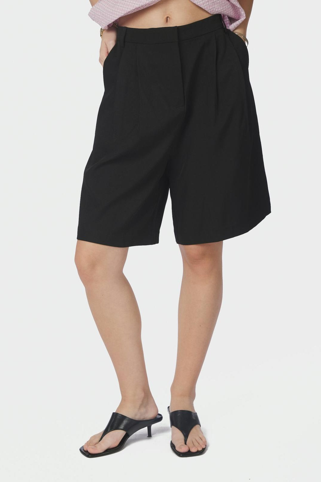 Nika Bermuda Shorts