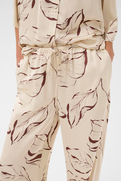 SLClero Flared Printed Pants