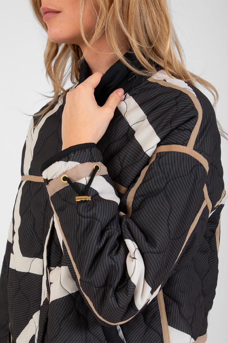 Quilted jacket in Field print