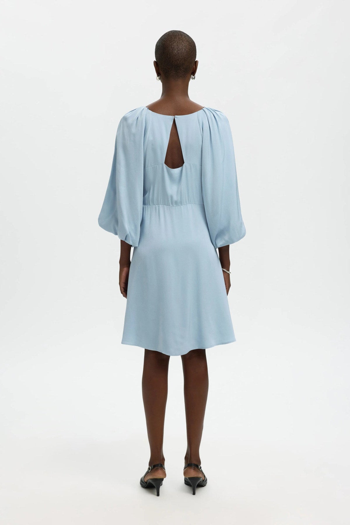 SLFLAURINA 3/4 SHORT OPEN BACK DRESSNOOS
