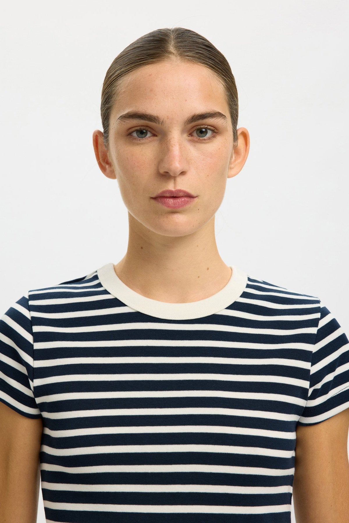 SLFMILLY SS TEE