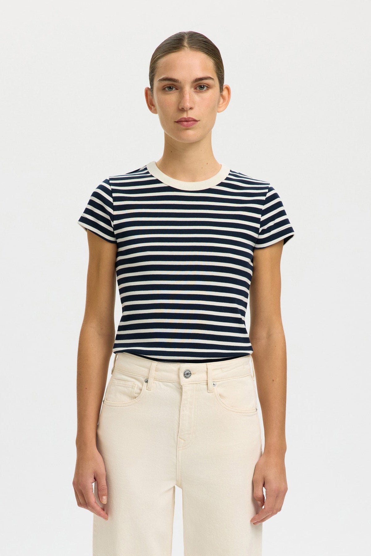 SLFMILLY SS TEE