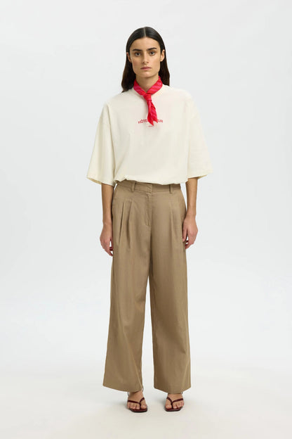 SLFBOXY LIA SS HOTEL AMOUR TEE