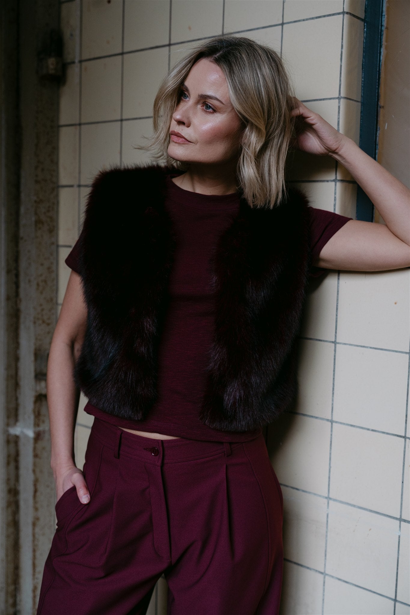 IslaW6 Fake Fur waistcoat