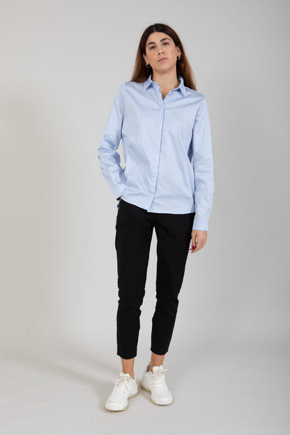 Fitted classic shirt