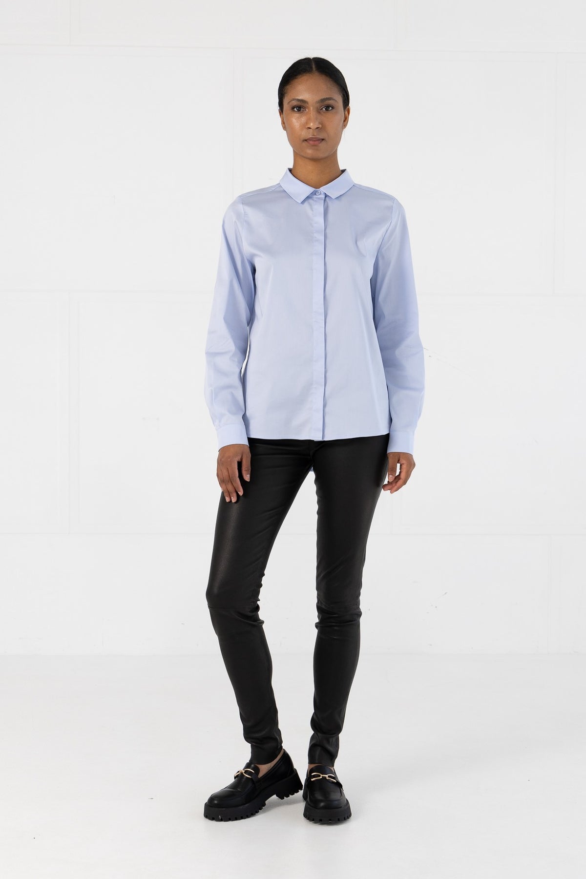 Fitted classic shirt