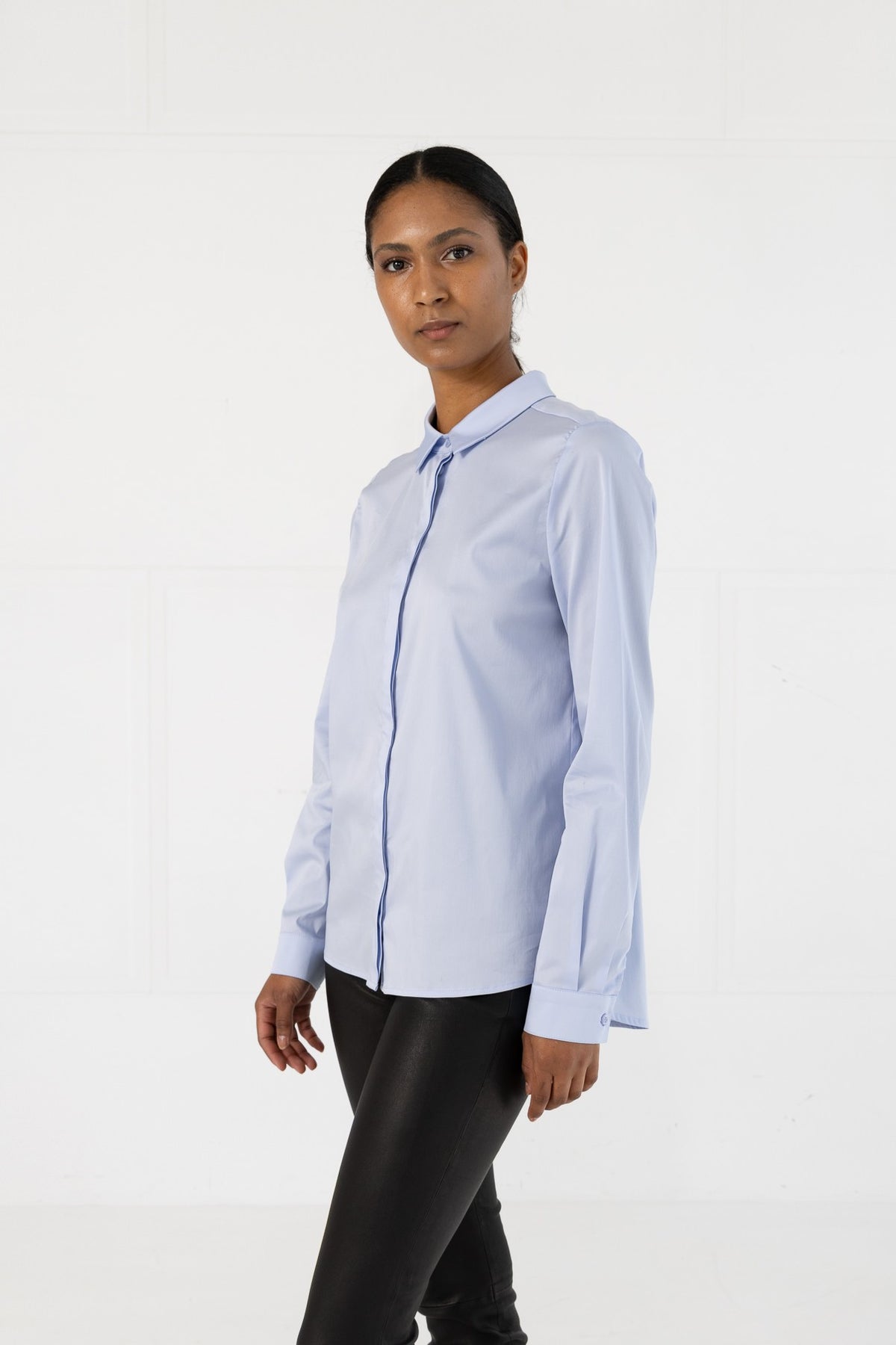 Fitted classic shirt